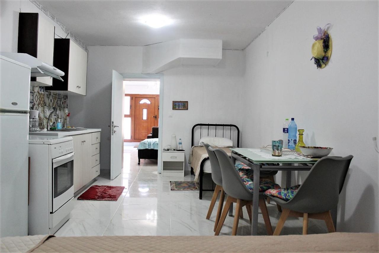 Sissy Apartments By The Sea Nikiana Dış mekan fotoğraf