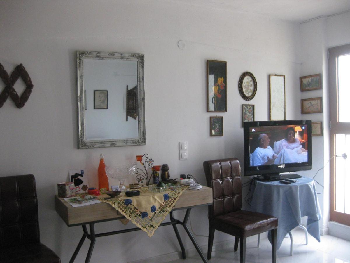 Sissy Apartments By The Sea Nikiana Dış mekan fotoğraf