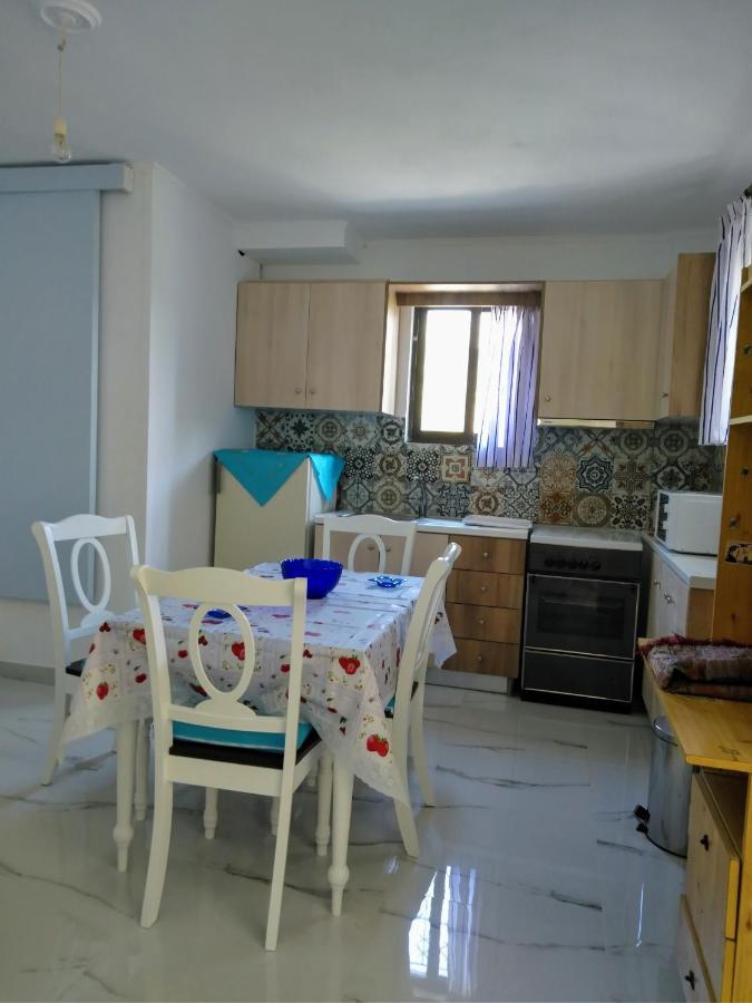 Sissy Apartments By The Sea Nikiana Dış mekan fotoğraf